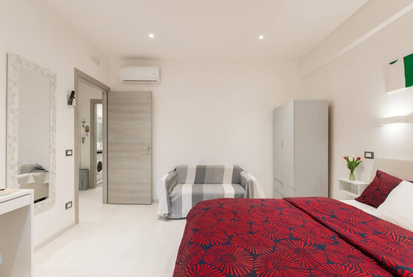 Romeeyes2020 Apartment Exterior photo